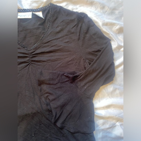 black y2k boho 3/4 length flare sleeve top - Picture 2 of 6